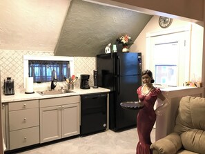 Interior - Caroline St- Walking Distance to Saratoga Racetrack and Downtown Saratoga (Saratoga Springs)