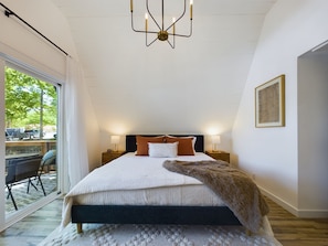 4 Schlafzimmer, Schreibtisch, Bügeleisen/Bügelbrett, Reisekinderbett