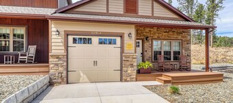 Rockerville Gold Town Lodging #5- This one-bedroom condo is your perfect home base for adventure and relaxation. Just minutes from Mount Rushmore, Crazy Horse Memorial, Custer State Park, Sturgis, and the Badlands.