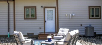 Rockerville Gold Town Lodging #7-Badlands Retreat Near Mt. Rushmore - This two-bedroom condo is your perfect home base for adventure and relaxation. Just minutes from Mount Rushmore, Crazy Horse Memorial, Custer State Park, Sturgis, and the Badlands.