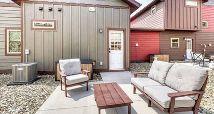 Rockerville Gold Town Lodging #11-This one-bedroom condo is your perfect home base for adventure and relaxation. Just minutes from Mount Rushmore, Crazy Horse Memorial, Custer State Park, Sturgis, and the Badlands.