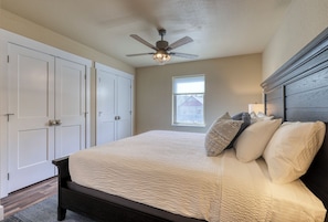 2 bedrooms, iron/ironing board, travel crib, free WiFi