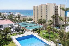 Pool - Edf Diana I, Frente al Mar, Vistas Espectaculares, Wifi. Puerto Marina a 200m (Benalmádena)