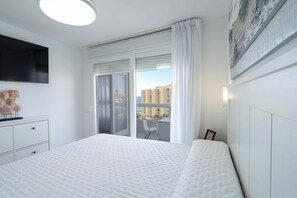 2 chambres, fer et planche à repasser, lit parapluie, Wi-Fi gratuit