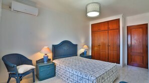 1 makuuhuone, silitysrauta/-lauta, Wi-Fi