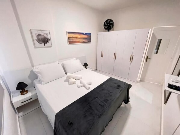 2 habitaciones, tabla de planchar con plancha y wifi gratis 
