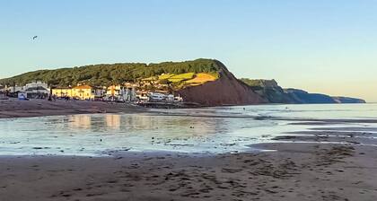 1 bedroom accommodation in Woodbury Salterton, near Exmouth