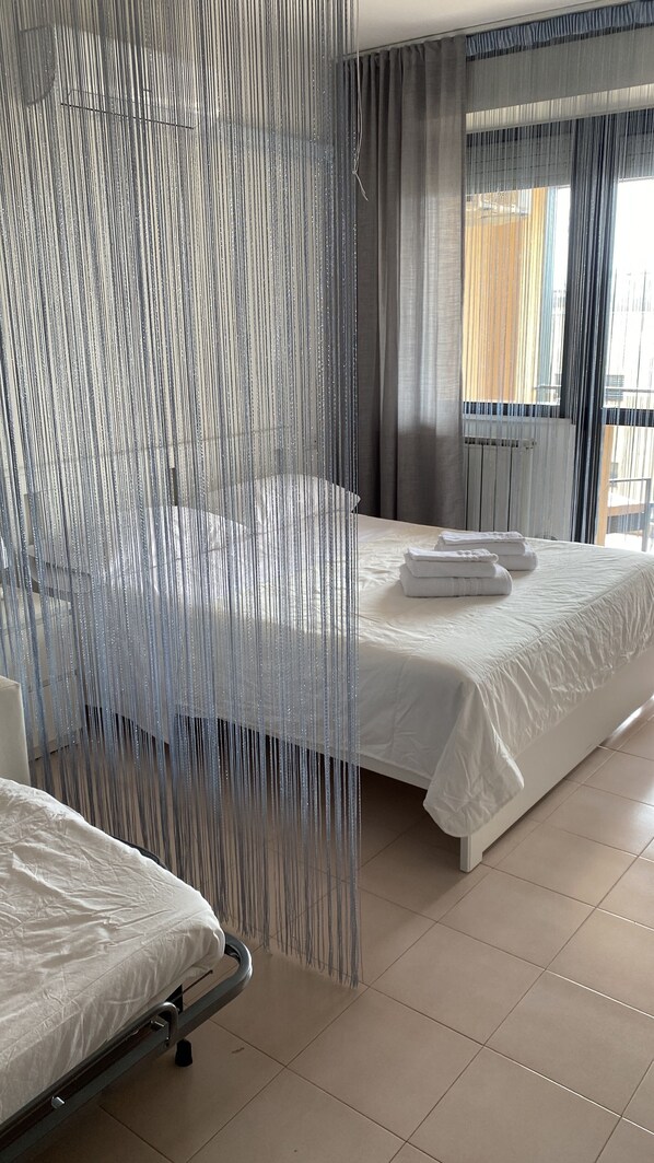 1 Schlafzimmer, Schreibtisch, Bügeleisen/Bügelbrett, WLAN