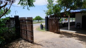 Property entrance - Attale Resort (Bundala)