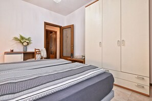 3 chambres, Wi-Fi gratuit, draps fournis