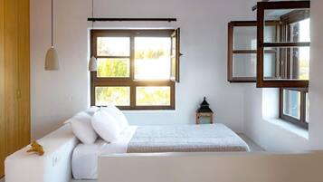 6 dormitorios, caja fuerte, tabla de planchar con plancha y wifi gratis