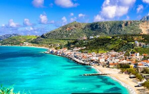 Sun loungers - Premium Chania Villa | Villa Yamcha | Duplex Cottage with Shared Pool | Ayios (Chania)