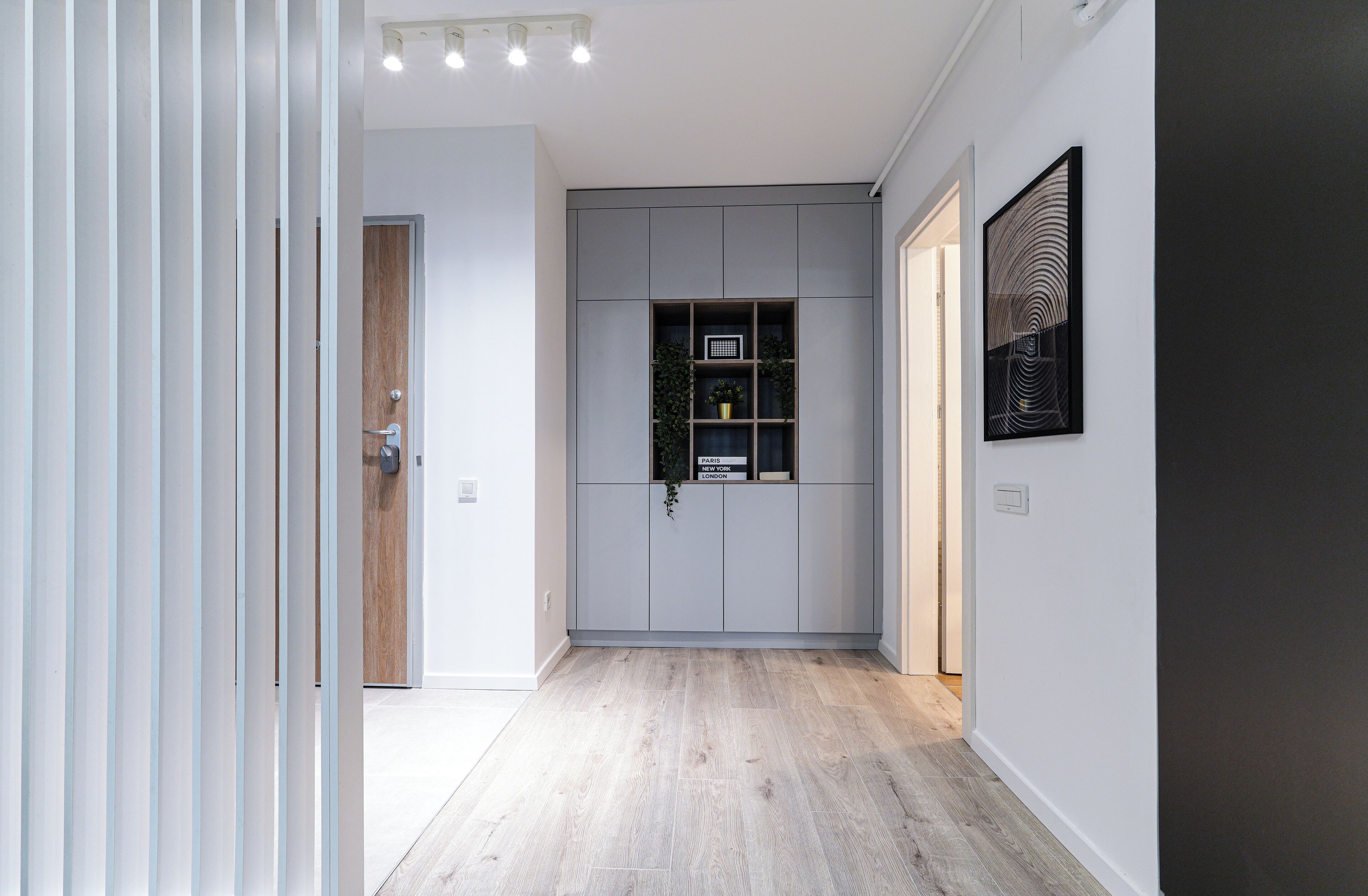 Leilighet – premium, parkutsikt | Oppholdsområde | En 65-centimeters smart-TV med kabel-kanaler samt Netflix