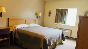 Blackout curtains, iron/ironing board, free WiFi