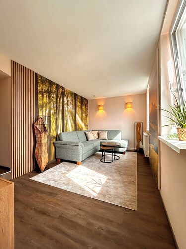 Kompakt und Voller Annehmlichkeiten für Paare & Geschäftsreisende mit Terrasse