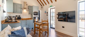 Fountain Front Barn - UK45937