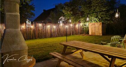 Luxury wellness holiday home for 6 – with hot tub, indoor pool & swimming lake!