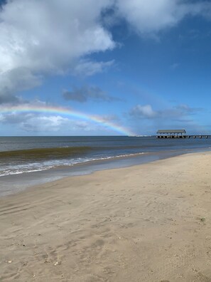 Espreguiçadeiras, toalhas de praia 
