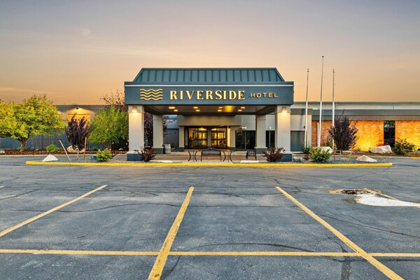 Riverside Hotel & Conference Center - Wyoming