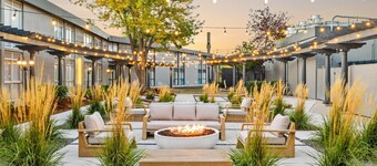 Riverside Hotel & Conference Center