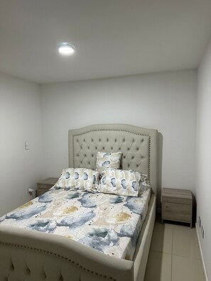 3 bedrooms, WiFi, bed sheets