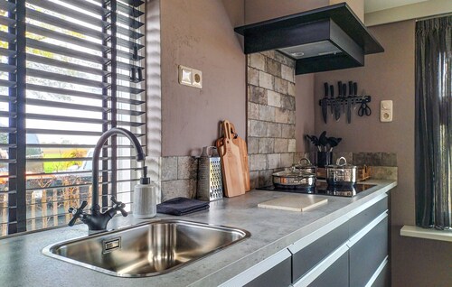 Nice home in Daarle with sauna