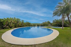 Outdoor pool - Penthouse Majestic Costa Golf Casares Grande Terrasse de 75 m2 Meublée (Bahía de Casares)