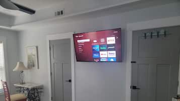 1 chambre, bureau, fer et planche Ă repasser, Wi-Fi gratuit