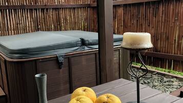 Idromassaggio all'aperto