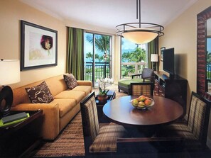 Smart TV - Luxury 1-Bedroom Oceanfront Villa on Kaanapali Beach (Lahaina)