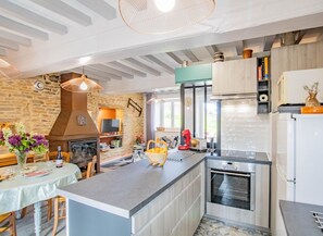 Microwave, oven, dishwasher