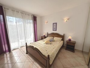 3 bedrooms