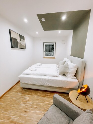 Modernes Charmantes Apartment 1-7 Personen Wlan Gratis Parkplatz