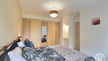 4 chambres, fer et planche Ă repasser, Wi-Fi gratuit