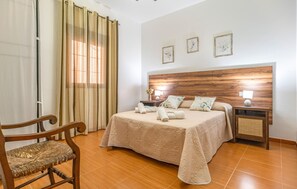 4 quartos, berço de viagem, Wi-Fi de cortesia, roupa de cama