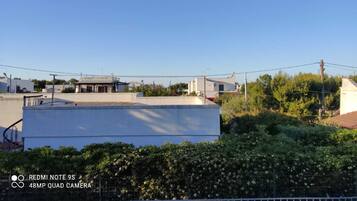 2 chambres, fer et planche Ă repasser, draps fournis