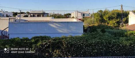 2 bedrooms, iron/ironing board, bed sheets