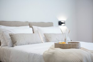 Junior Suite, Private Pool | Egyptian cotton sheets, premium bedding, down comforters, pillowtop beds - Pomaria Boutique Residences  (Lefkada)