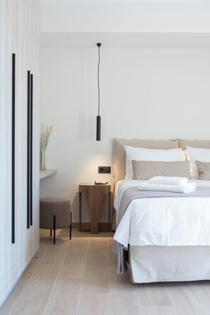 Suite, 2 Bedrooms | Egyptian cotton sheets, premium bedding, down comforters, pillowtop beds - Pomaria Boutique Residences  (Lefkada)