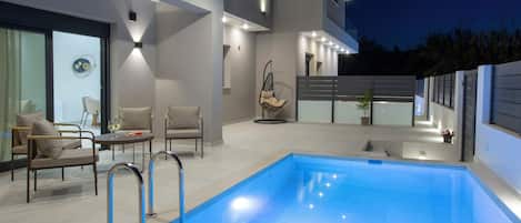 Suite, alberca privada | Terraza o patio