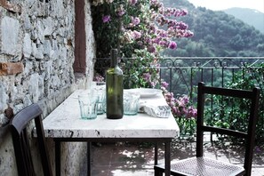 Outdoor dining - Elegant artistic house (Toscana)