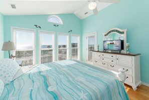 5 bedrooms, free WiFi, bed sheets - Relax in "3 Bouys & A Pearl," beautiful 4 bedroom island home with a community pool. (Holden Beach)