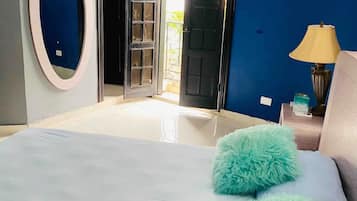 4 habitaciones, tabla de planchar con plancha y wifi gratis