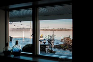 Interior - Rivers Edge• Unique Kids Playroom + Stunning Water Views + Hot Tub  (Wrightsville)