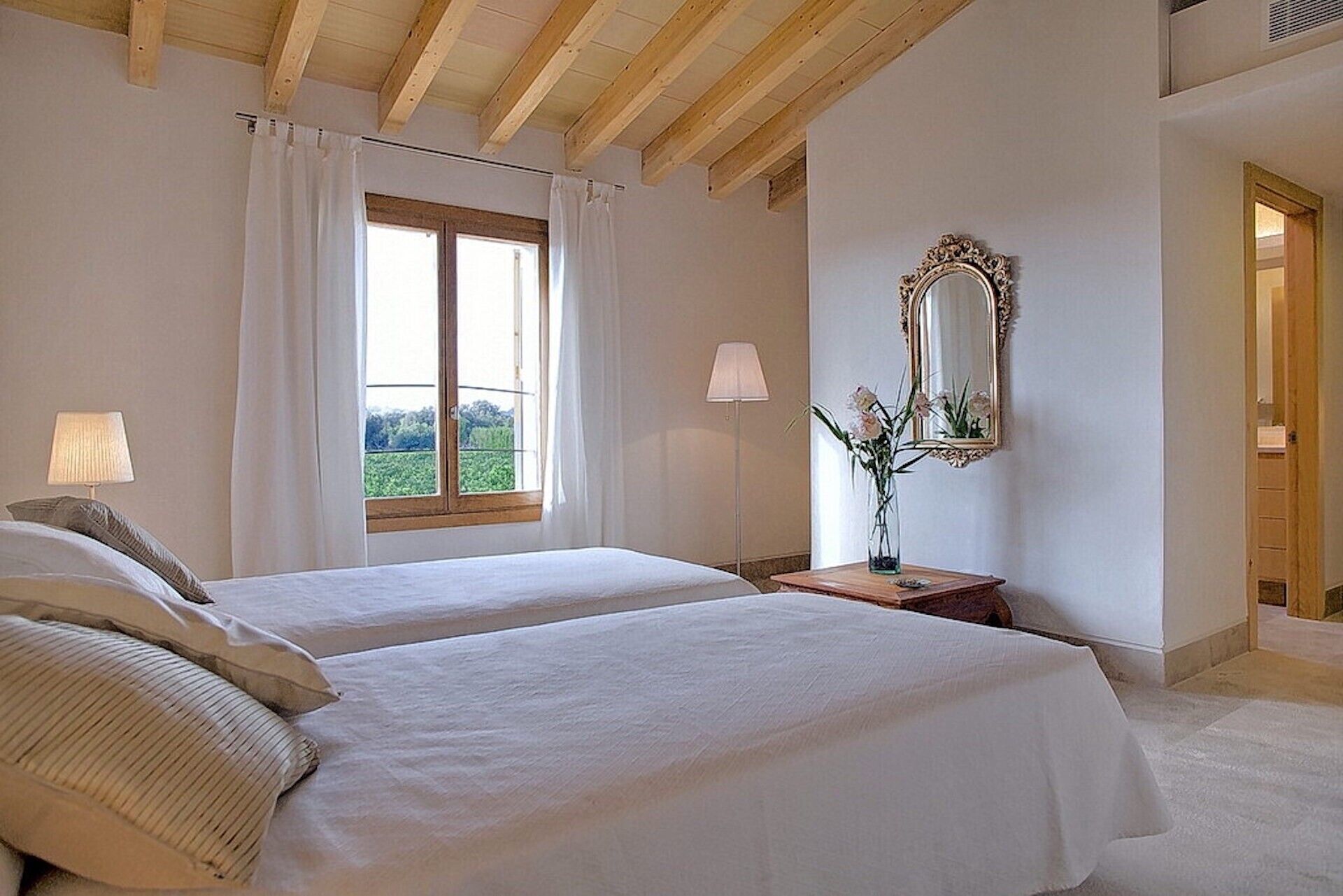 5 sovrum, gratis wi-fi och sängkläder