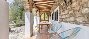 Holiday Home 'Can Favo' with Mountain View, Private Pool and Air Conditioning