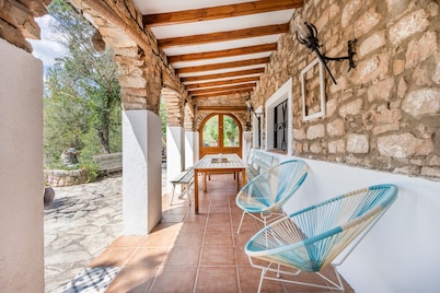 Holiday Home 'Can Favo' with Mountain View, Private Pool and Air Conditioning