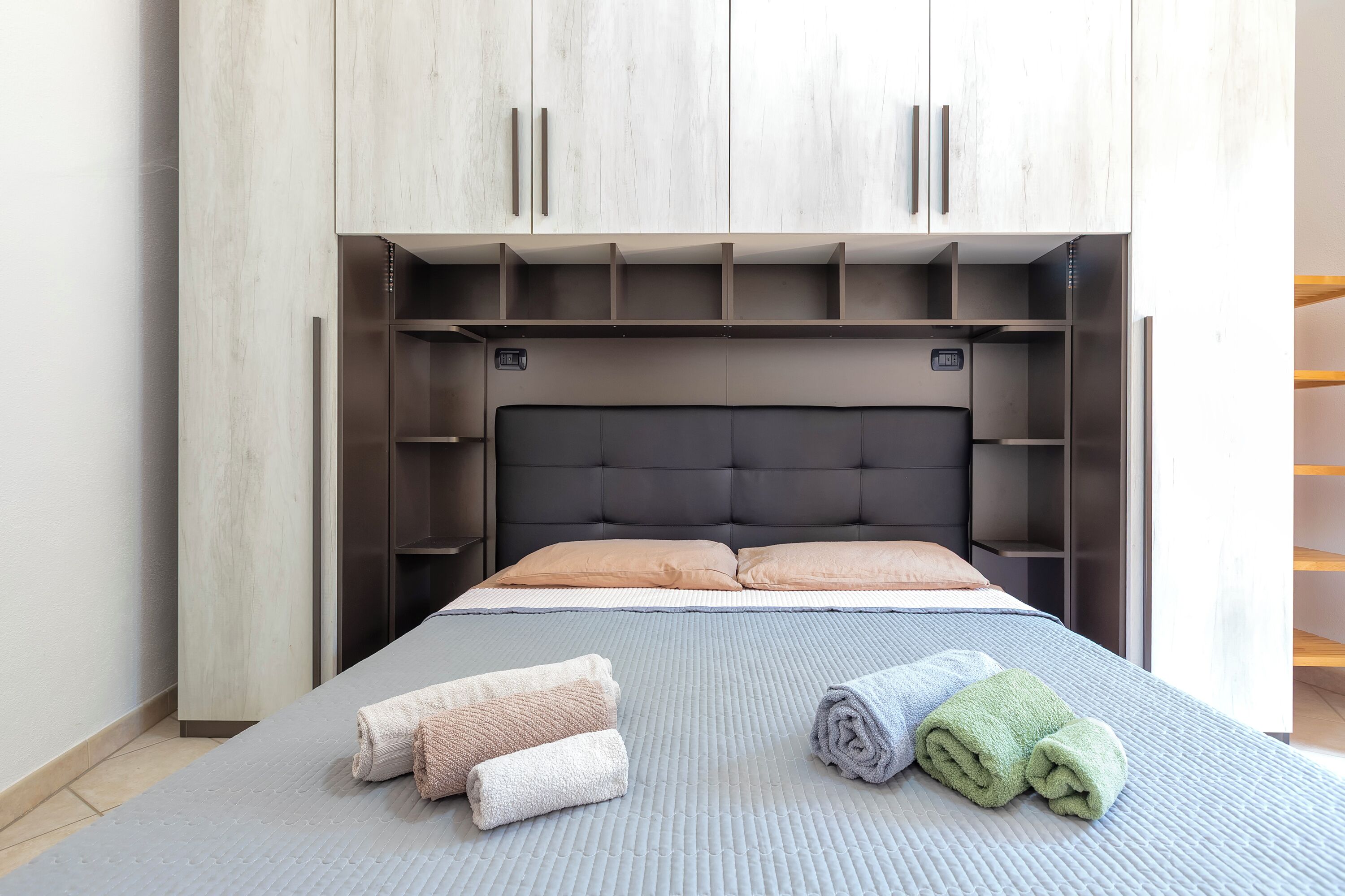 1 室のベッドルーム、WiFi (無料)、ベッドシーツ