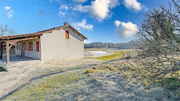 Enceinte de lâhĂ©bergement