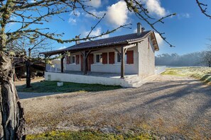 Exterior - House in a Quiet Location with Pool in Saint-André-de-Double (Saint-André-de-Double)